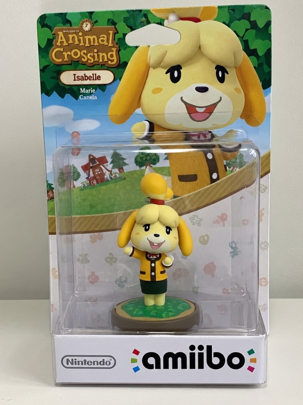 Nintendo Isabelle Amiibo Figure – Yellow, Green, Brown